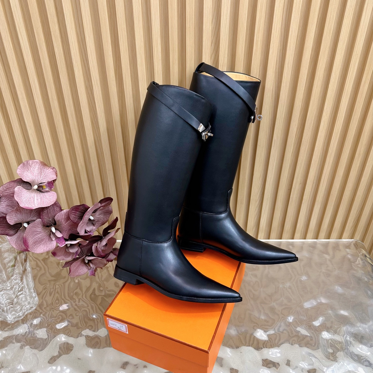 ua H**me5 jumping boots