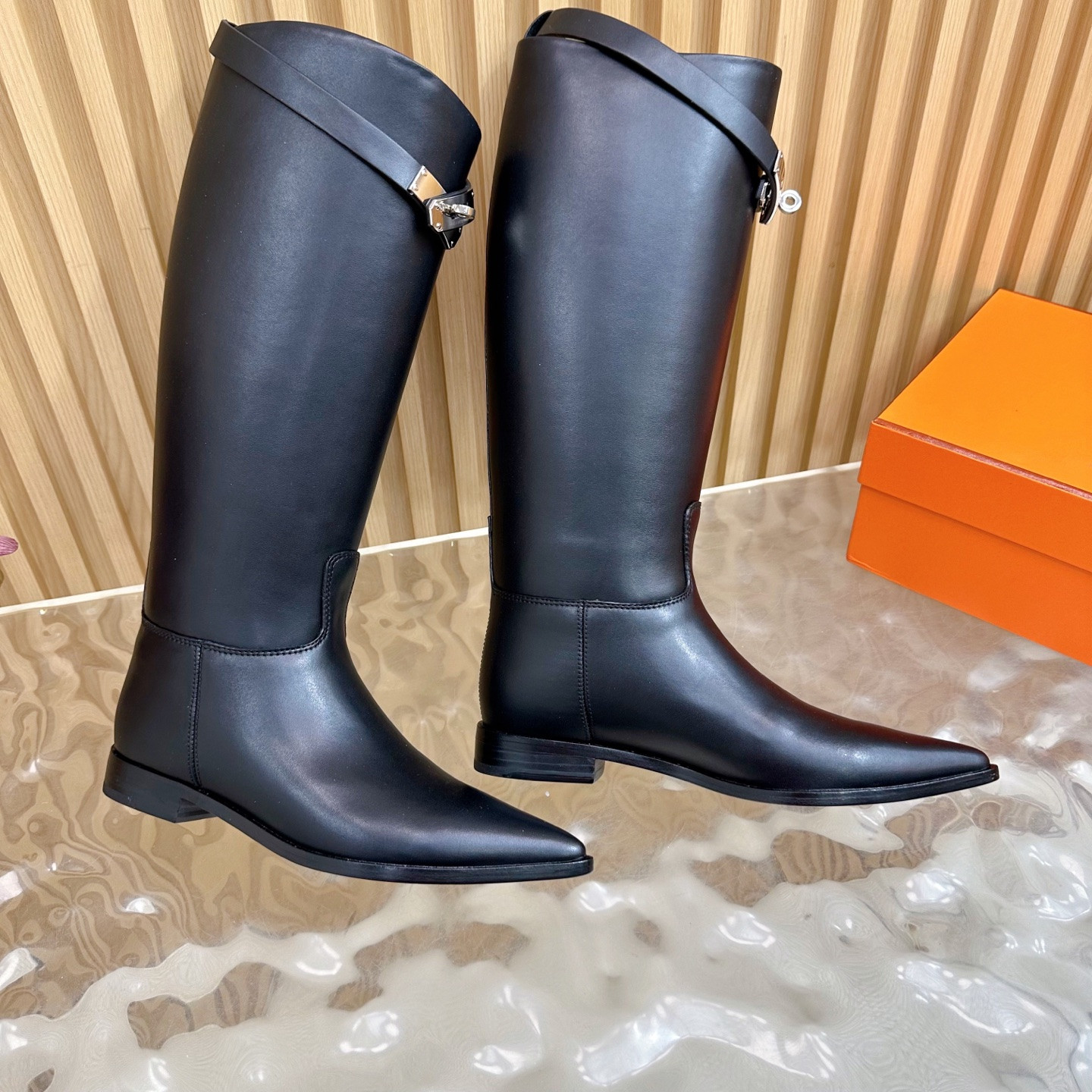 ua H**me5 jumping boots