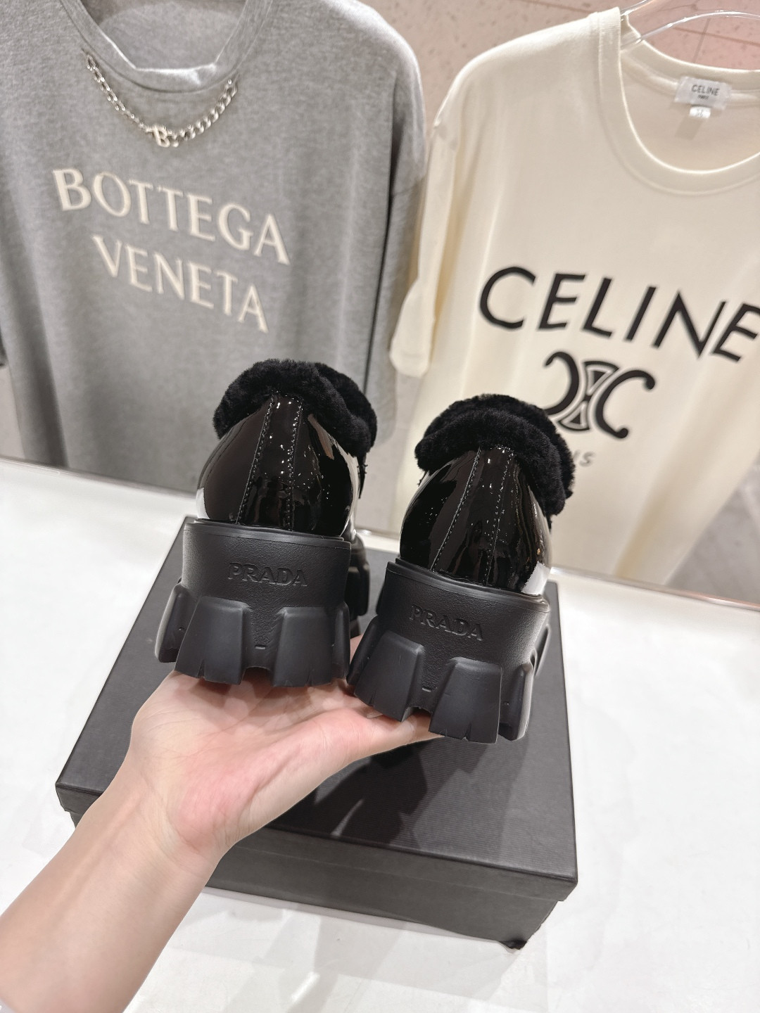 ua Pra*a loafers