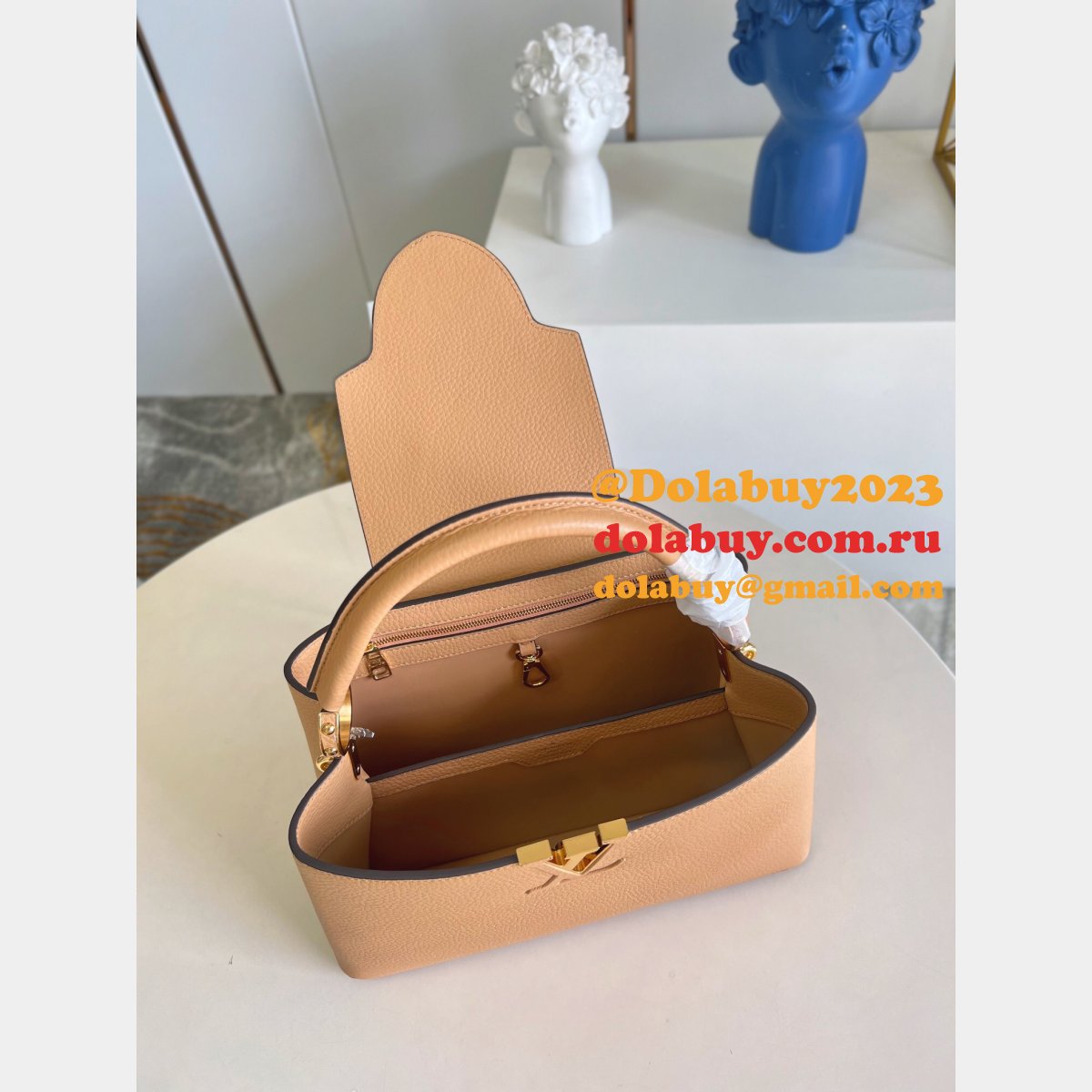Louis Vuitton Replicas Capucines M59227 Arizona Bags From China UK