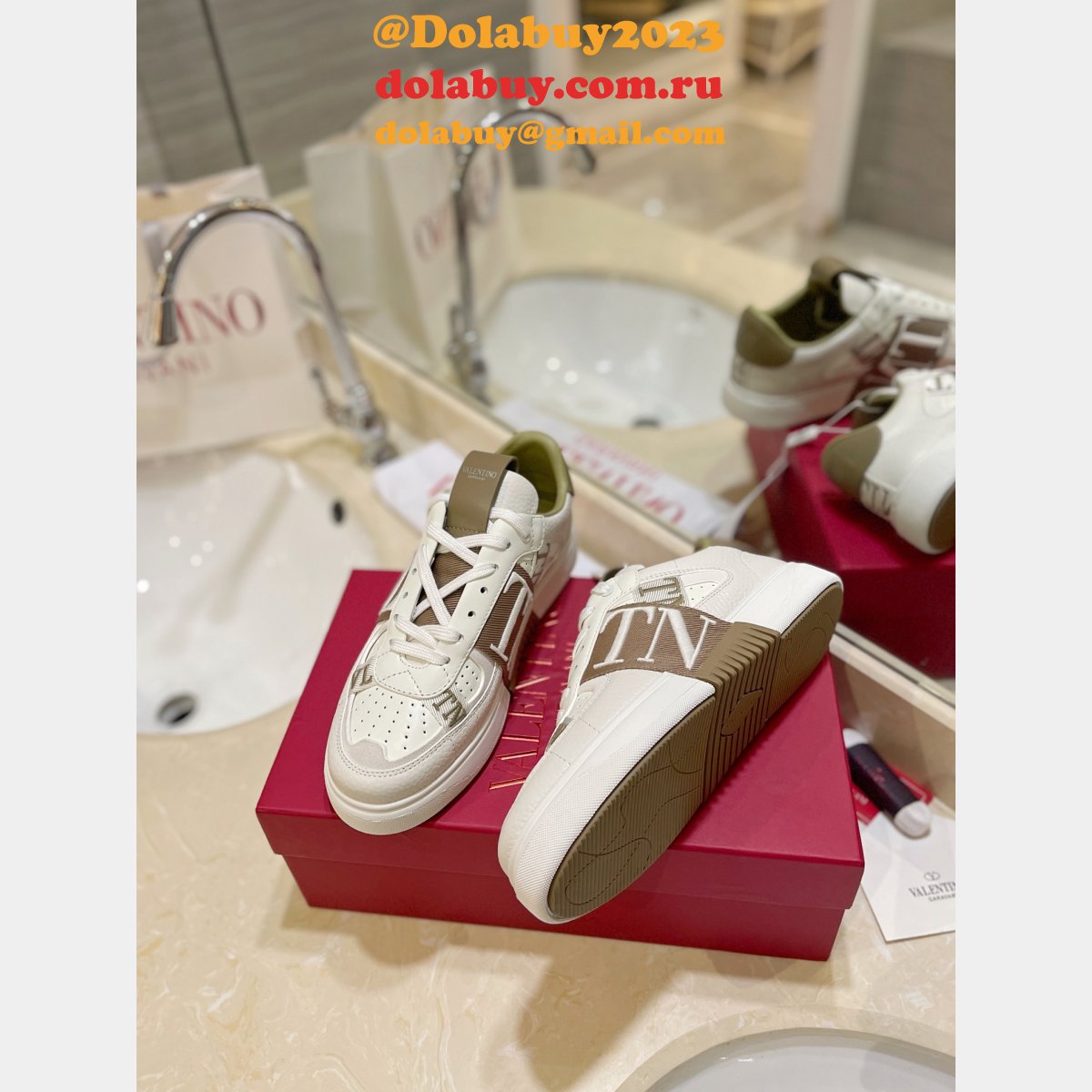 Fake Valentino Shoes Replica Sales 1:1 Mirror Online