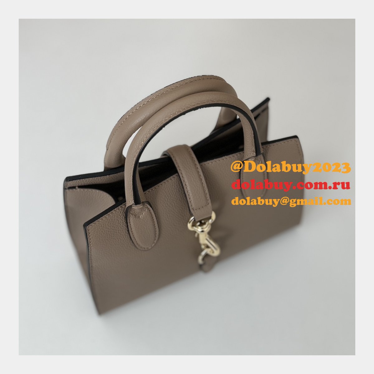 Gucci Mirror Replicas 795349 Small Tote Hook Closure Copy Bag