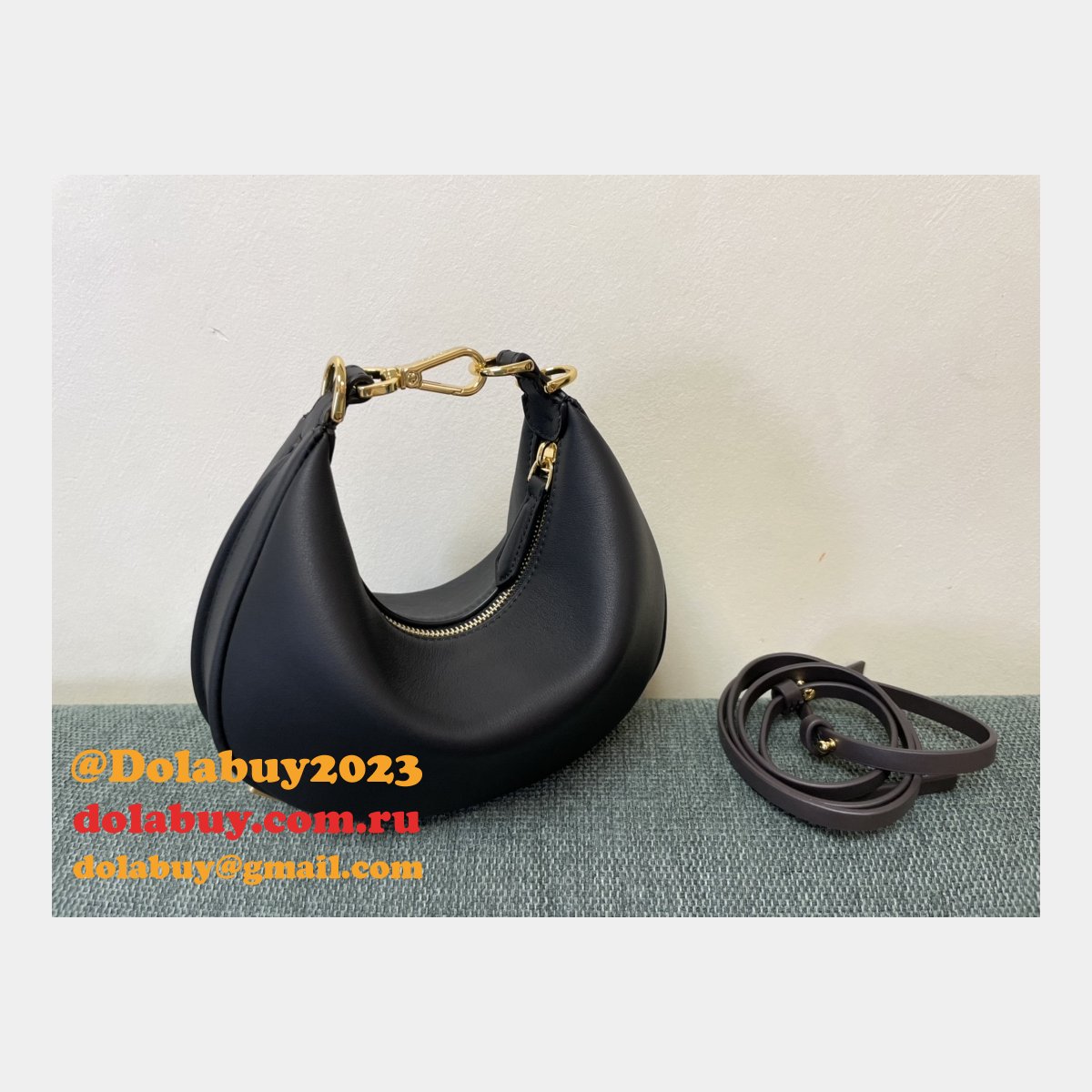 Our Dolabuy Best Praphy 56853 Designer Replica Fendi Bag