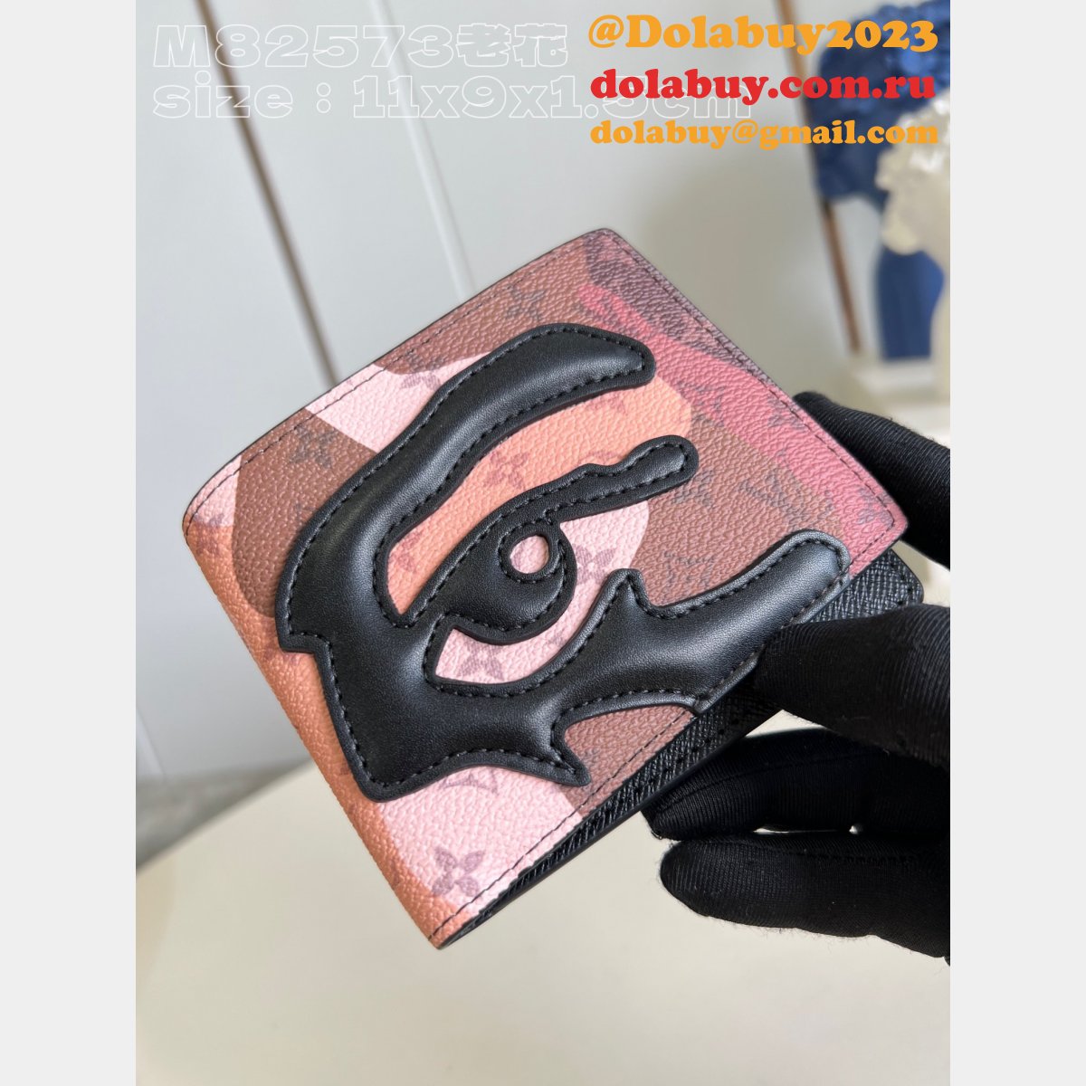 Multiple Wallet Luxury Men M82573 Louis Vuitton Replica Bag