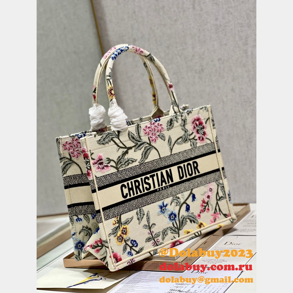 Designer Christian Dior AAA+ Replica CD Book Tote Bags
