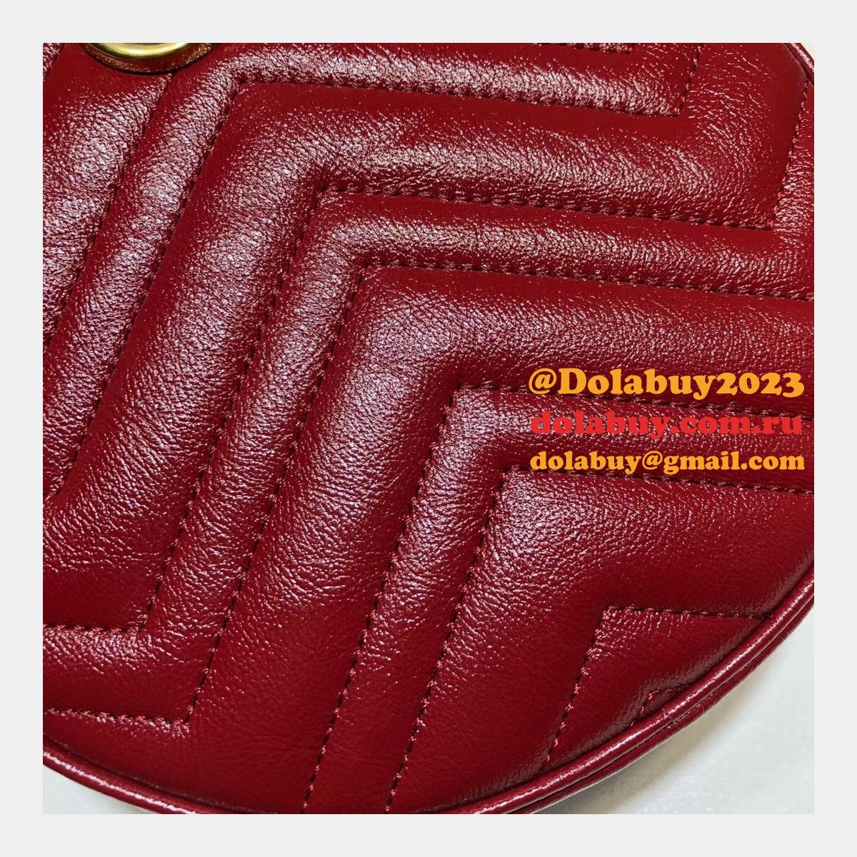 Top Quality 550154 Gucci GG Marmont mini round shoulder bag