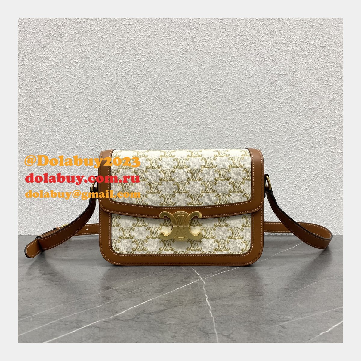 Celine Top Quality Triomphe Teen 18/22CM 188423 Knockoff Bag