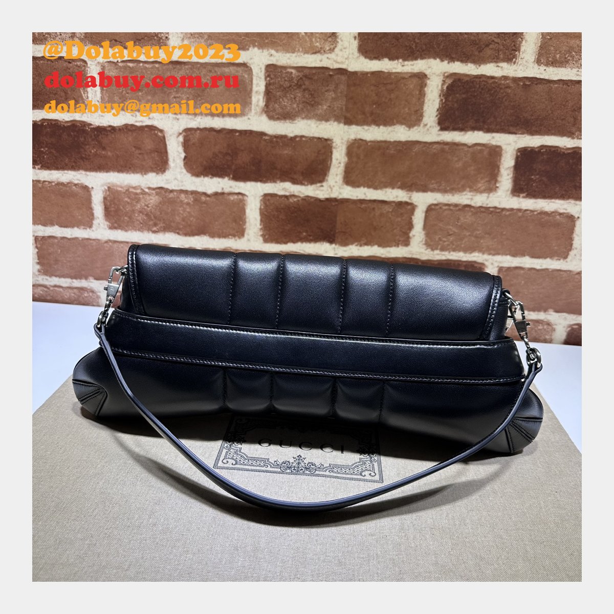 Designer Gucci Horsebit Inspired Chain 764255 Shoulder Bag