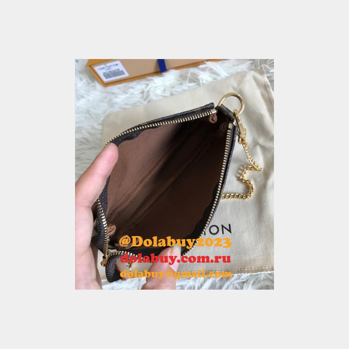 Replica Louis Vuitton Monogram MINI POCHETTE M58009 ACCESSOIRES