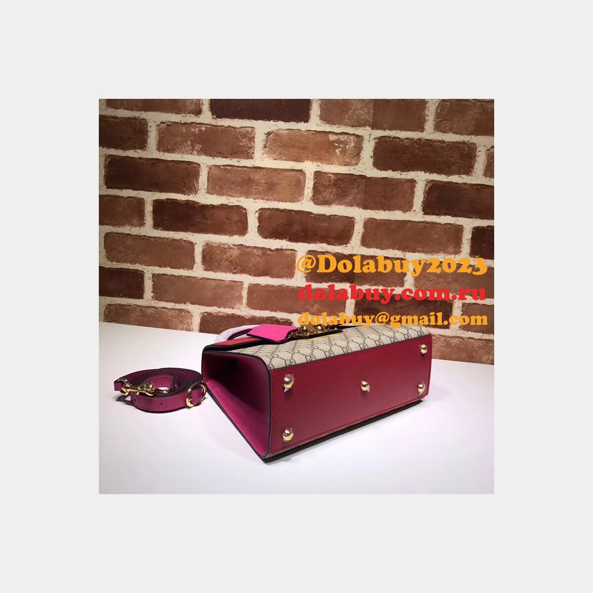 Gucci Replica 453188 GG Supreme Padlock Small Top Handle Bag