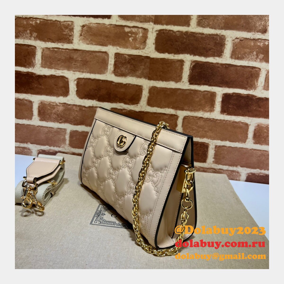 1:1 replica G*u*i 702200 gg matelassé leather shoulder bag designer bags