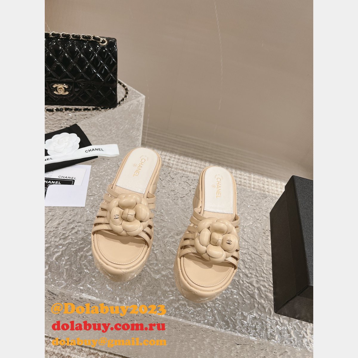 Fashion Perfect Flat Sandals 7 Star Replica Shoes
