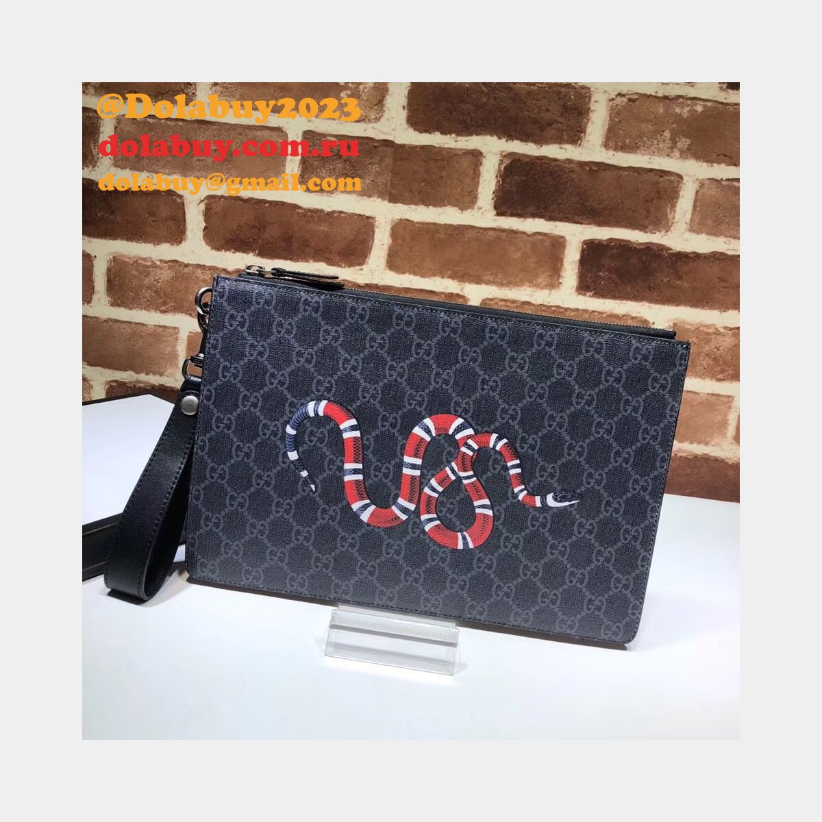 Gucci Best GG Supreme 473904 Bestiary Pouch With Bee