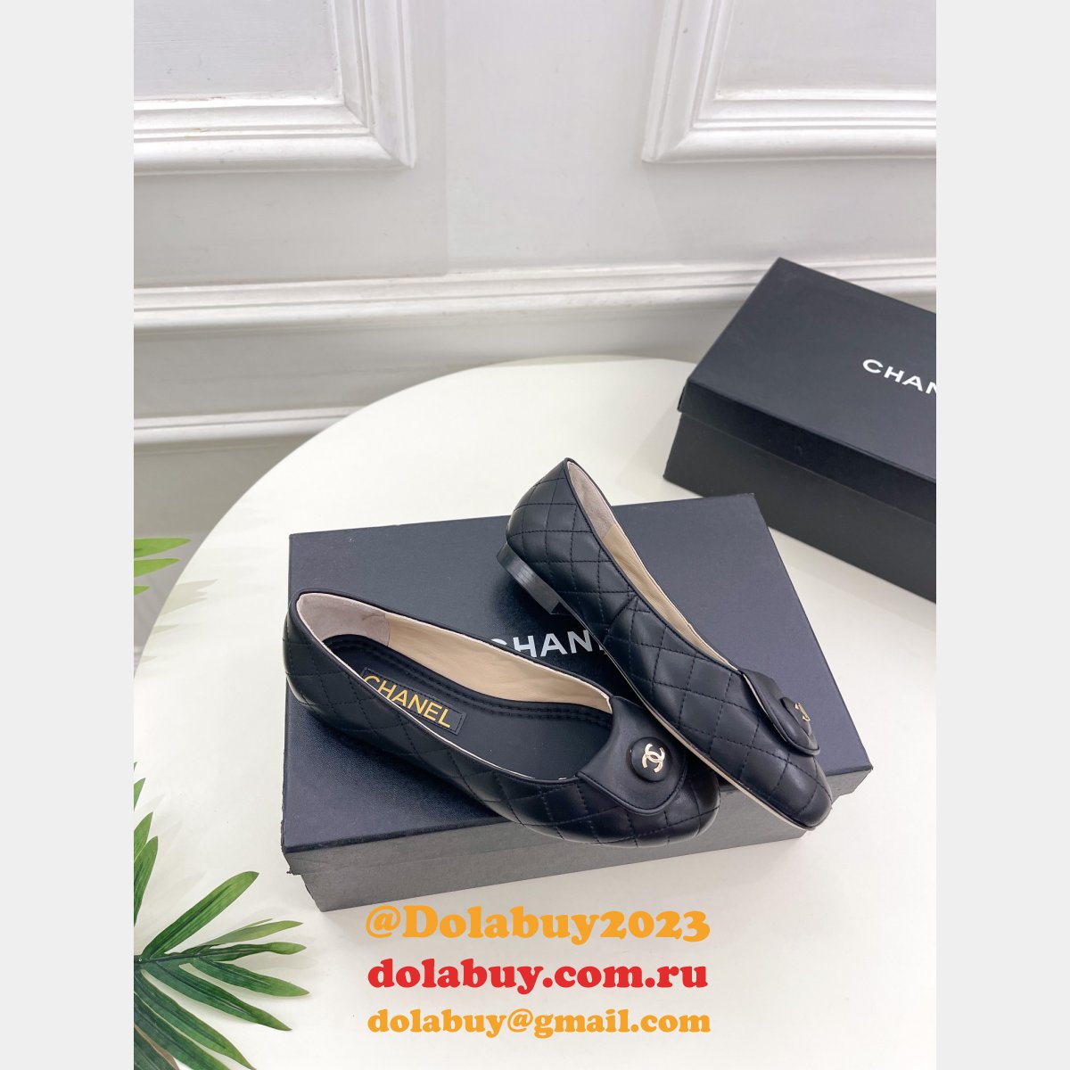 International Seller Designer Replica Ribbed Flat Shoes From China