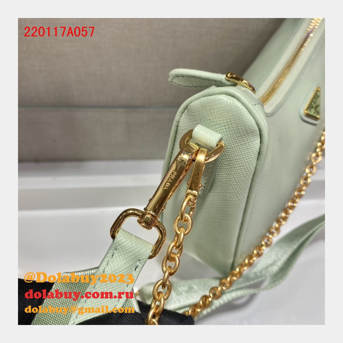 Replica Prada Handbags Cheap Highest Quality For Leather Hobo Re-Edition You