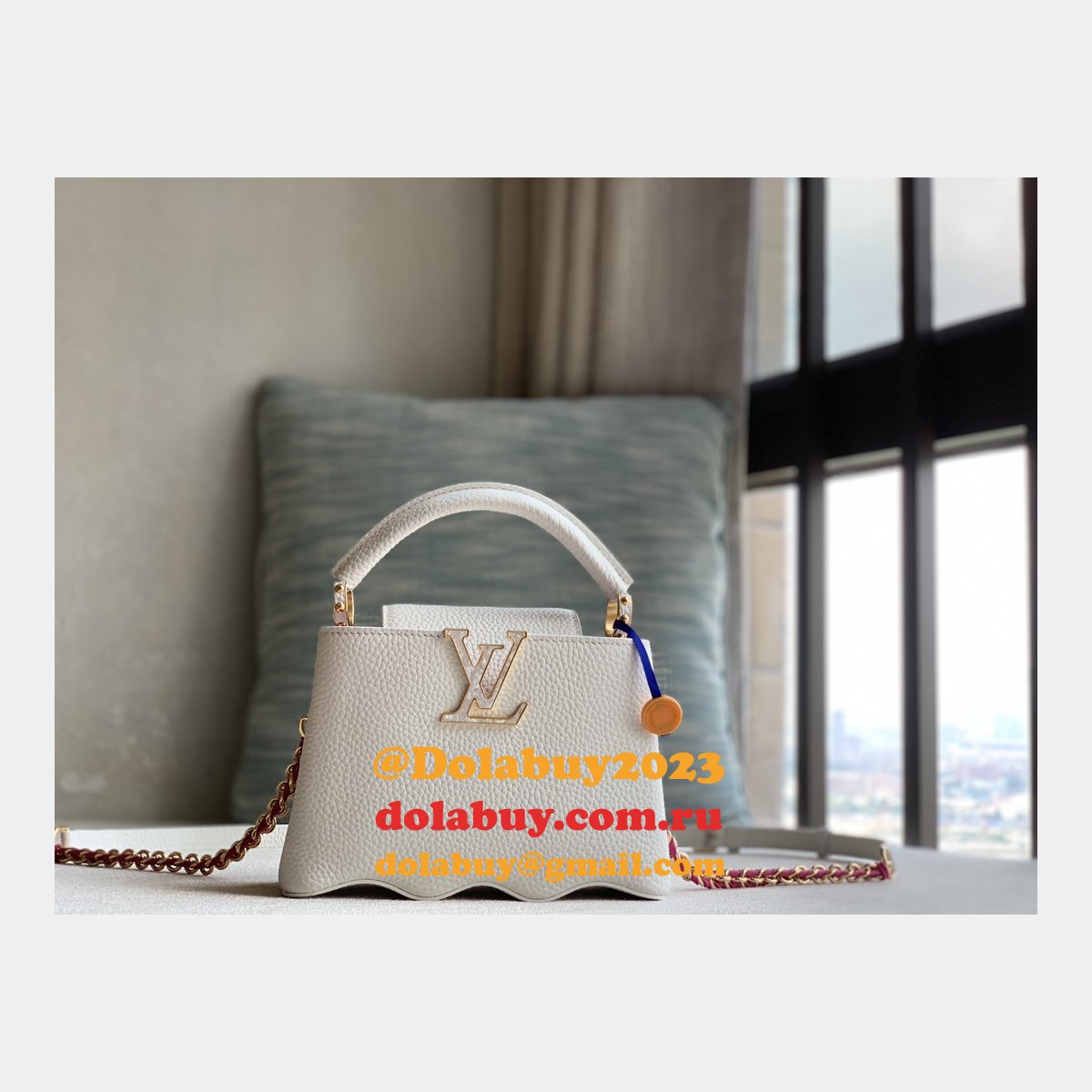 Capucines Capucines M22122/M22121 Designer Louis Vuitton Replica Bag