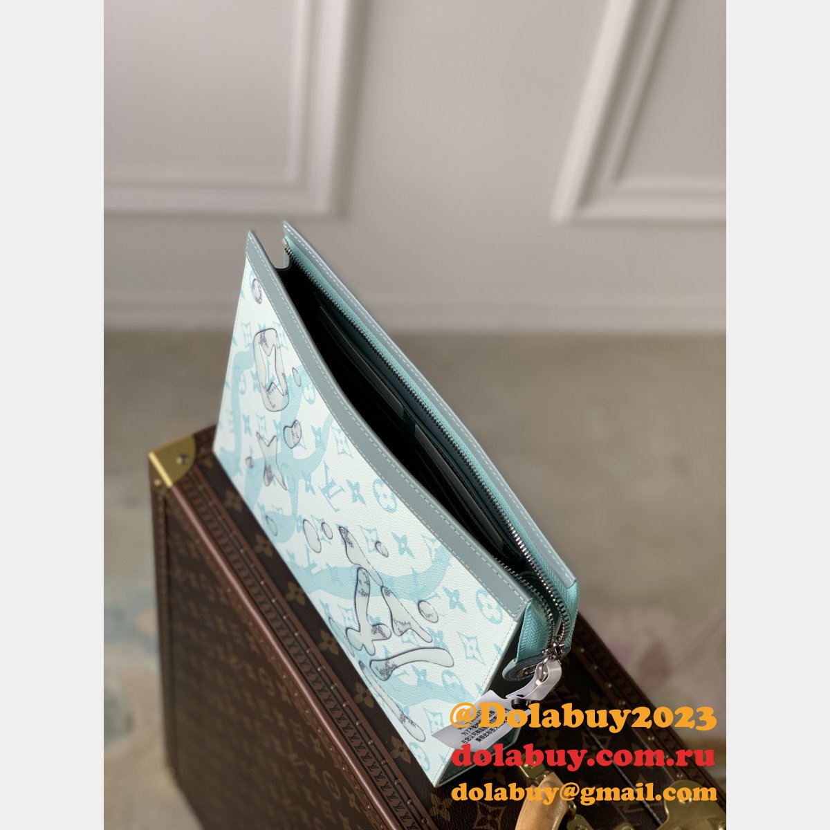 Pochette Voyage Men Duplicate Louis Vuitton M22763 AAA+ Bag