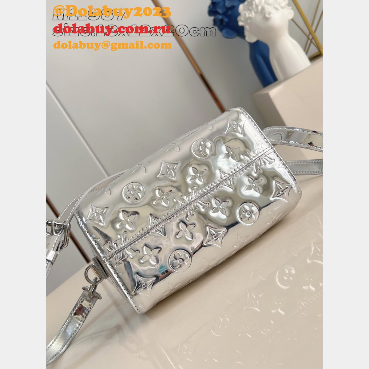 Replica Louis Vuitton M11987 Speedy Bandoulière 20 Monogram Canvas LV Lcons Bag