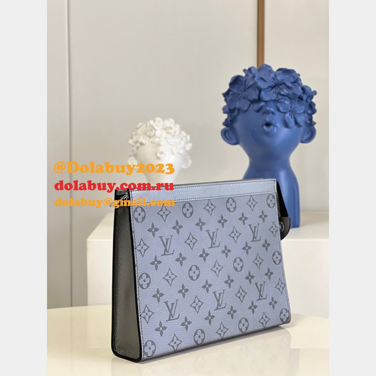 Louis Vuitton Fake Travel M30840 Pochette Voyage MM K45