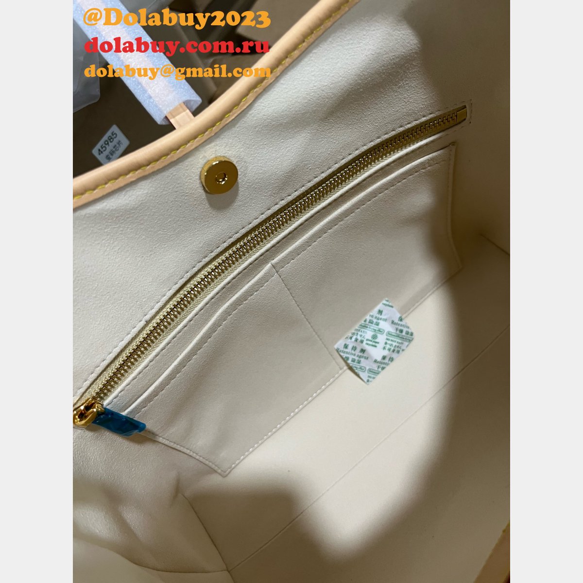 LV x TM CarryAll M13661 Louis Vuitton Knockoff Designer Bags