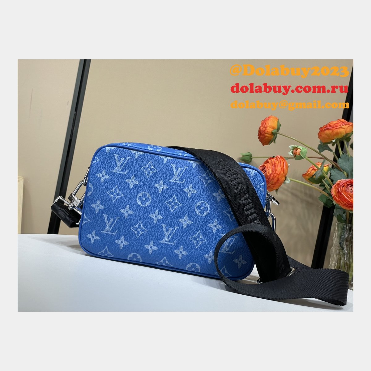 Alpha Messenger Taigarama Men M31016 & M46955 Designer Louis Vuitton Bags