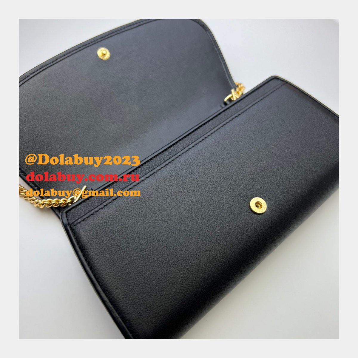 G*u*i replica clutches blondie 725215 continental chain wallet