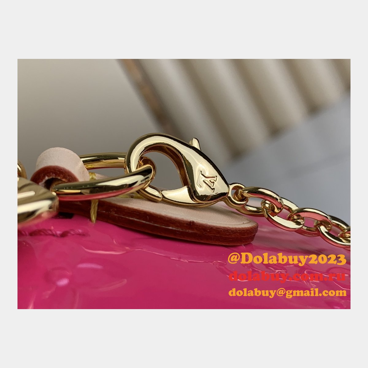 Nano Speedy M83273/M83000 Vernis Patent Louis Vuitton Replica Bag