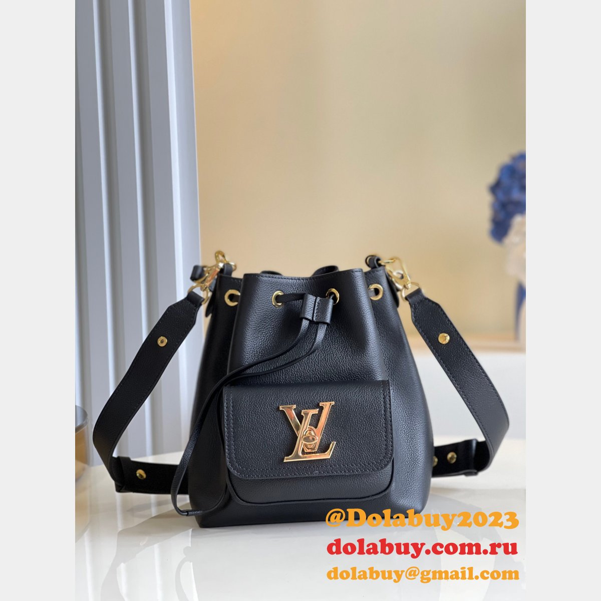 Louis Vuitton Replica Lockme Rock Bucket NV M57688/M57687/M57689 Bag