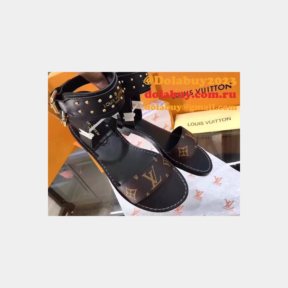 Louis Vuitton Sandals 003