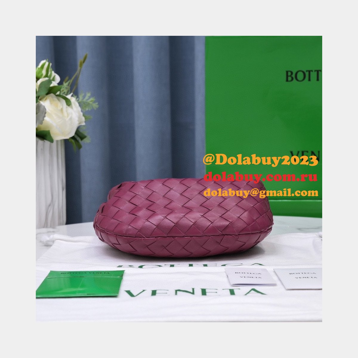 Buy First Copy Replica Bottega Veneta Jodie Clutch Bag online from China