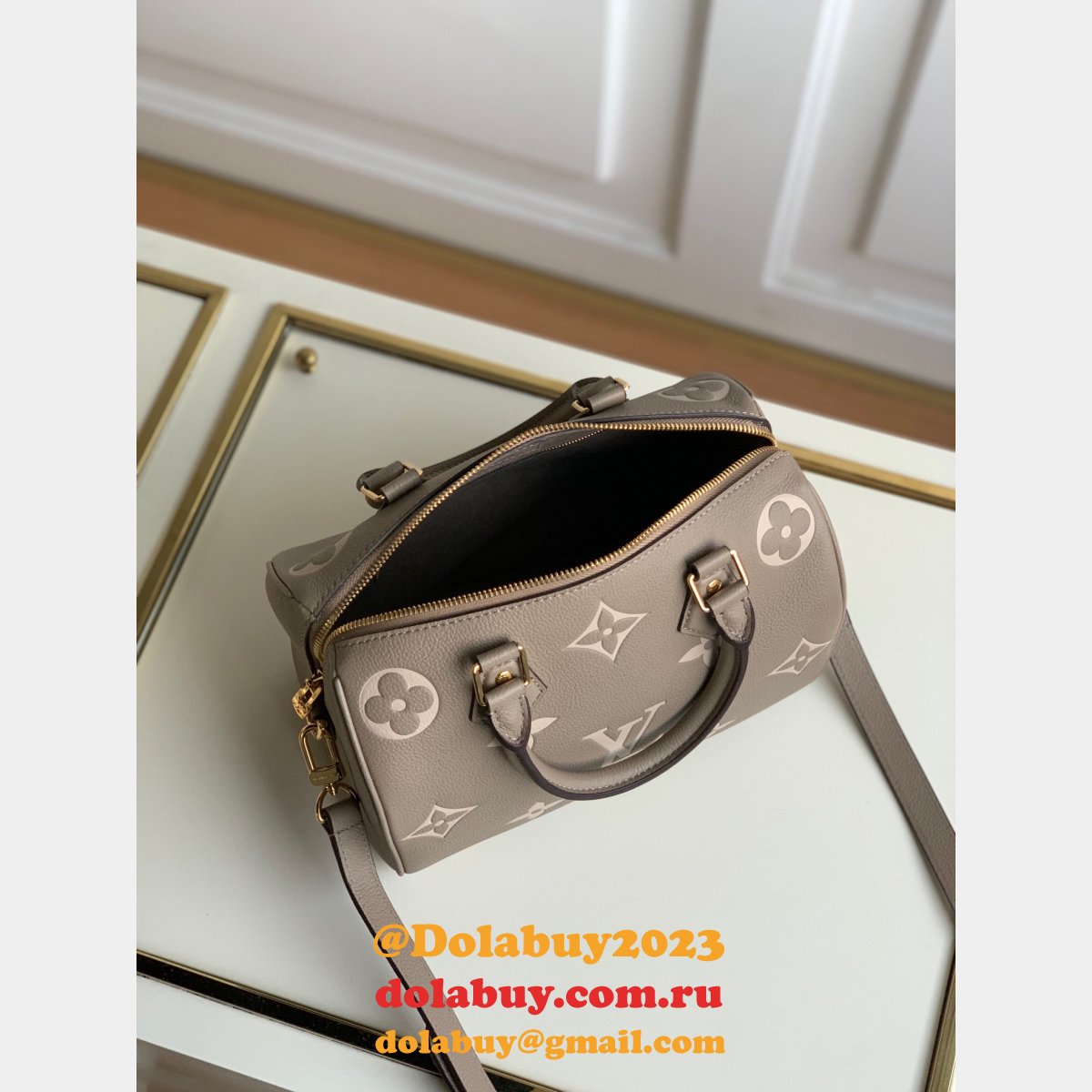 Where to Buy Replica Louis Vuitton Speedy 25 M58947 Bag