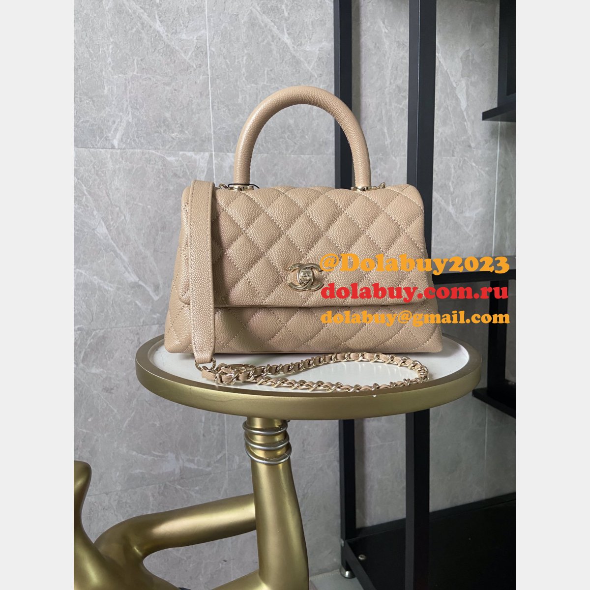 AAA+ CC Grained caviar leather bag A92990 23cm
