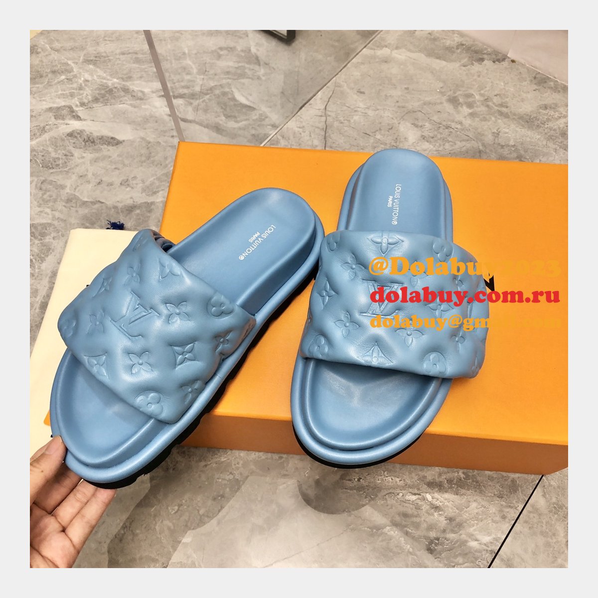 Perfect Louis Vuitton Pool Pillow Flat Comfort Mule Fake Shoes