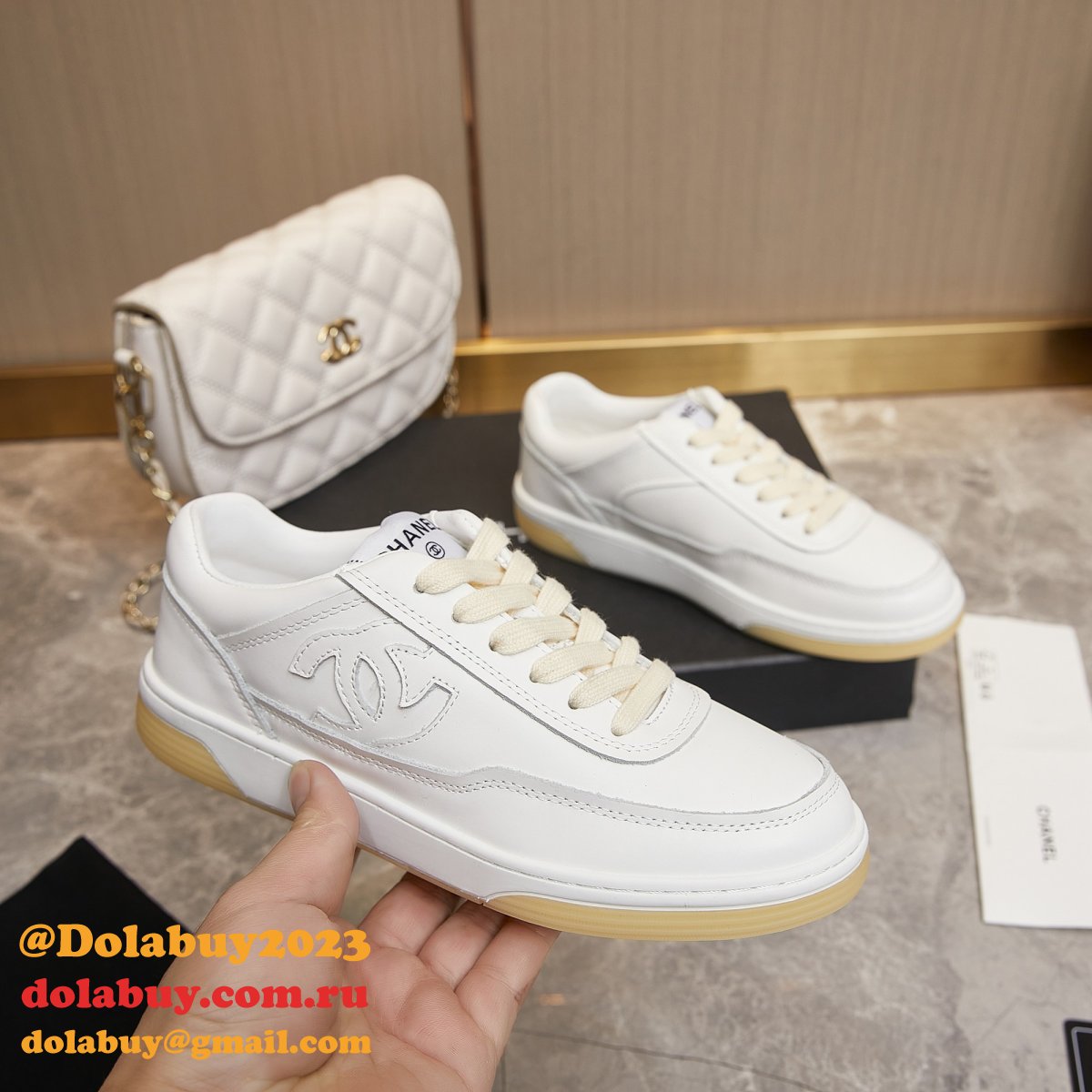 1:1 Mirror chane women Calf leather sneaker