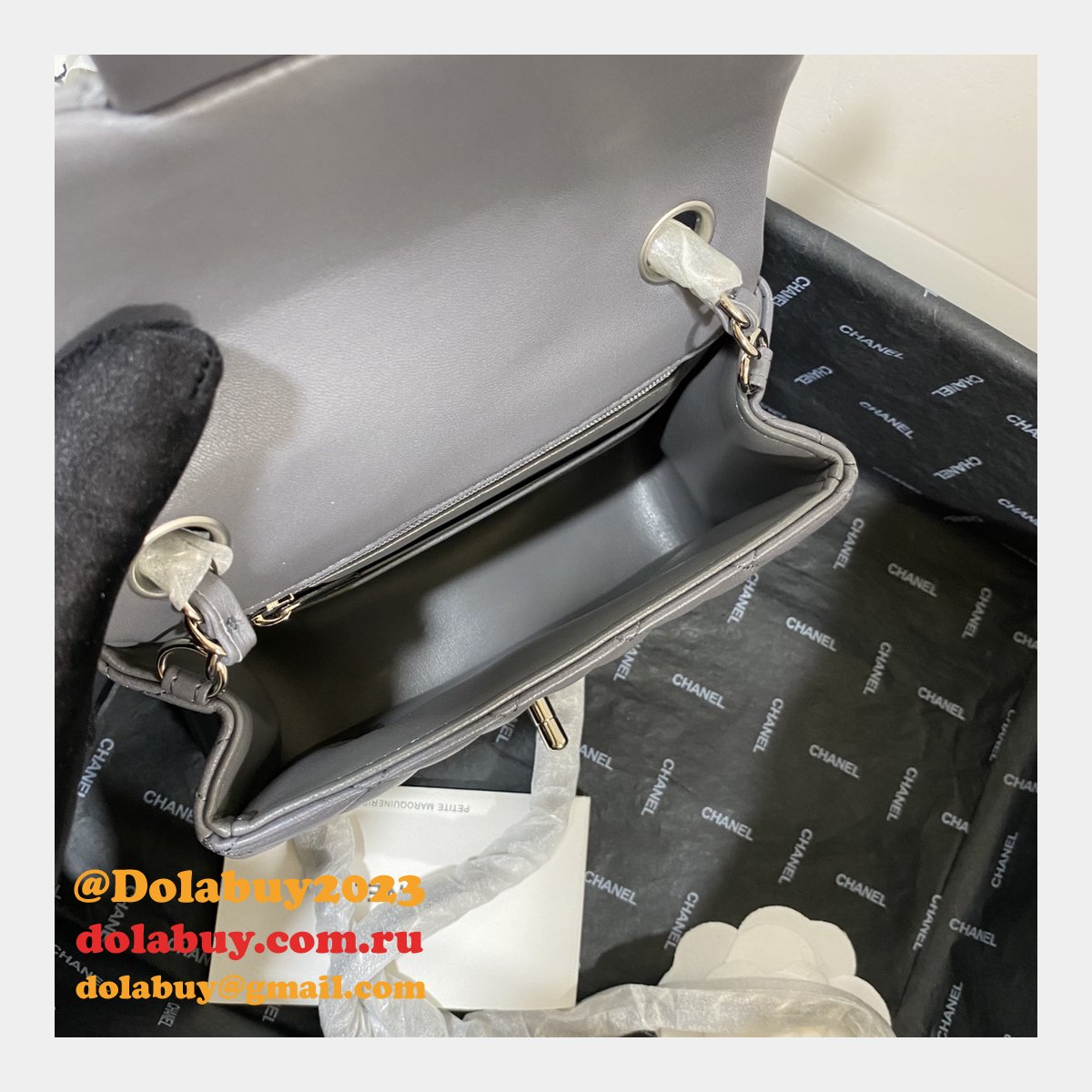 Knockoff CC Lambskin Flap Bag 17cm AS1115