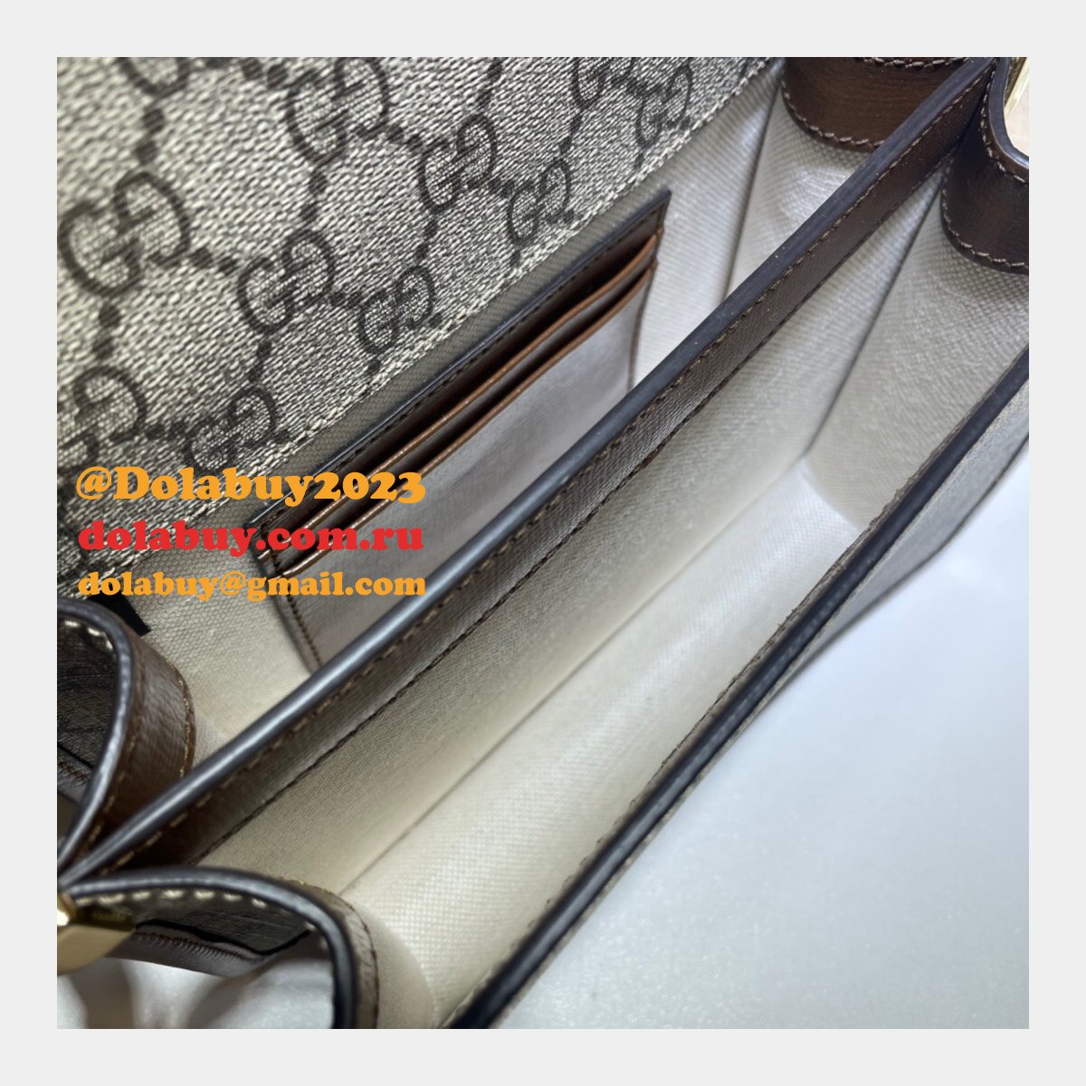 designer fake G*u*i 671620 shoulder bag with interlocking g in gg supreme