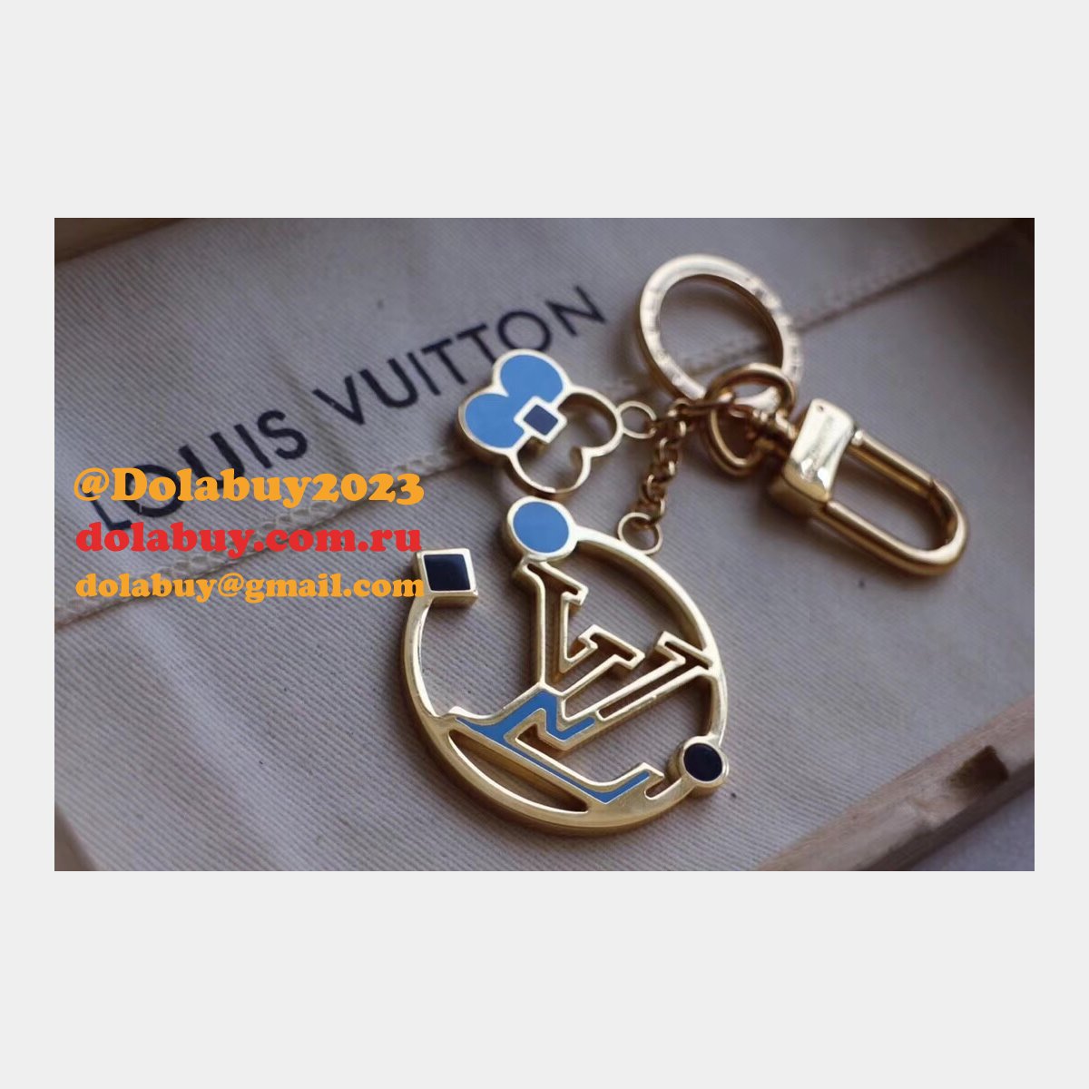 High Quality Louis Vuitton Monogram Delight Bag Charm and Key Holder