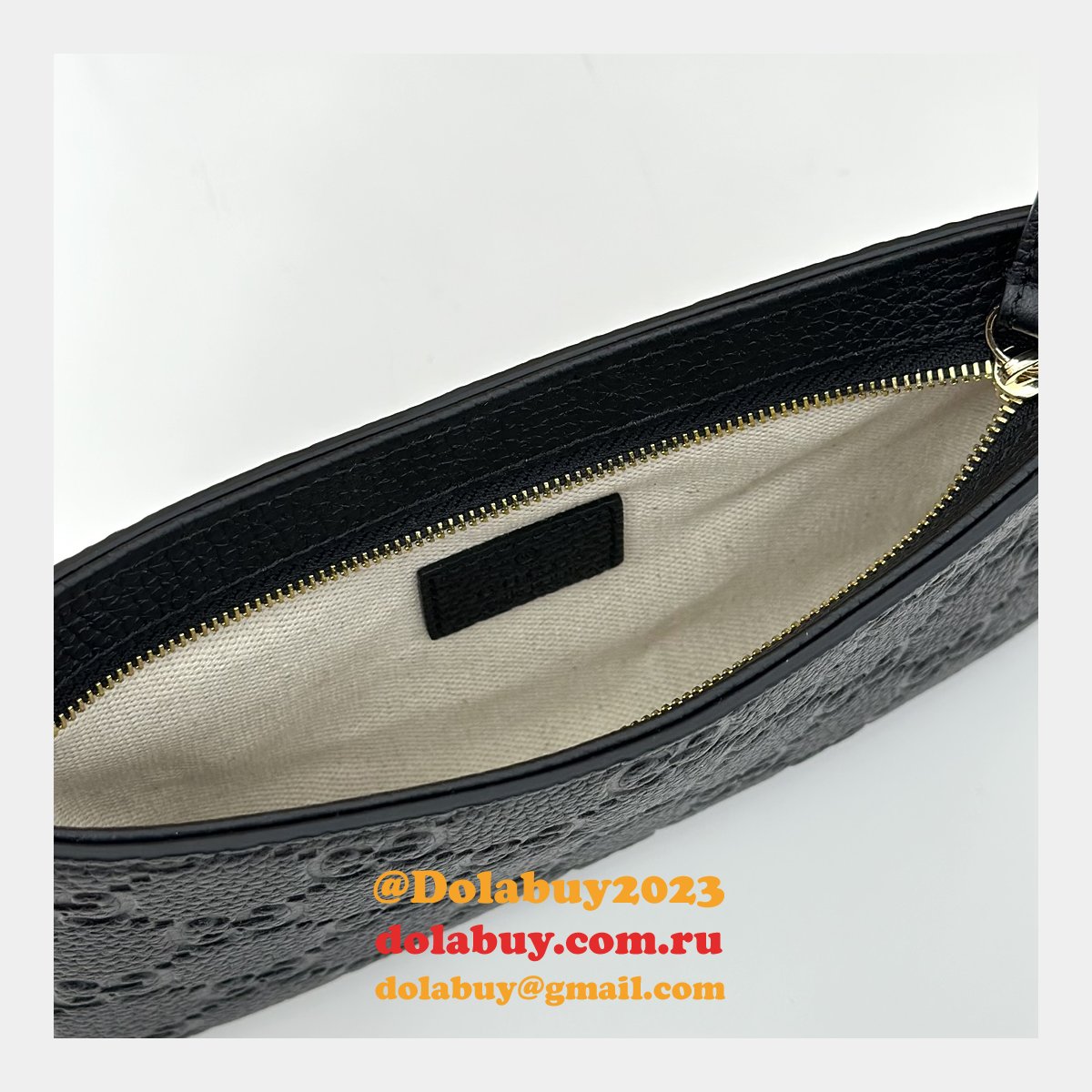 Gucci Replicas 815278 Black GG Emblem Super Perfect AAA+ Bag