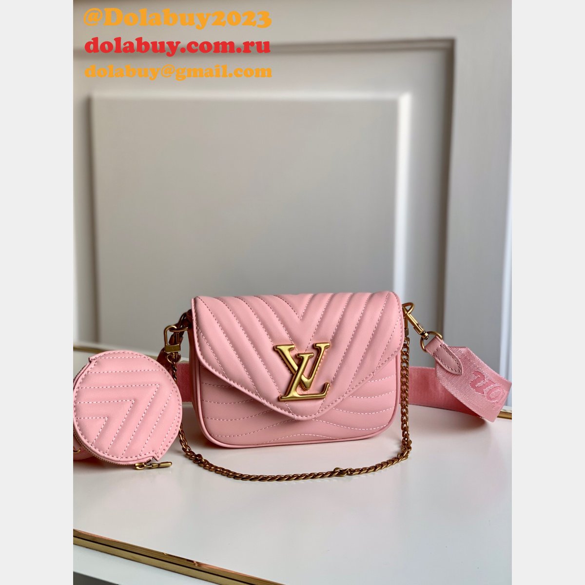 Louis Vuitton Replica M56461/M57864 New Wave Multi Pochette Leather Crossbody