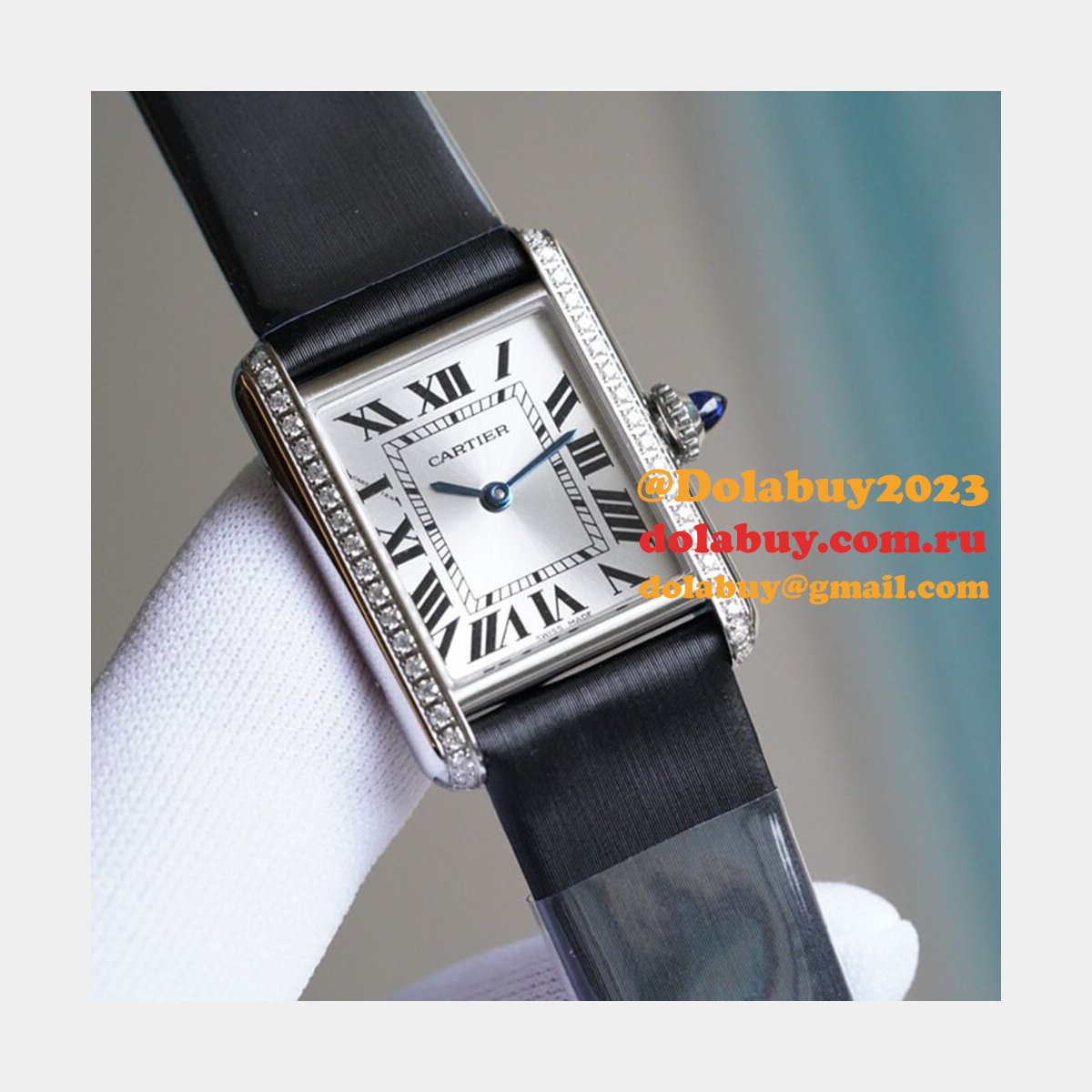 Cartier Small Tank Must watch