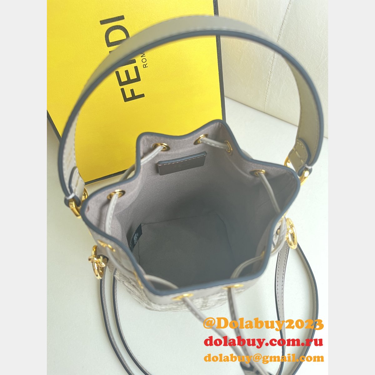 Top Quality Wholesale Fendi Mon Tresor FF small BUCKET BAG