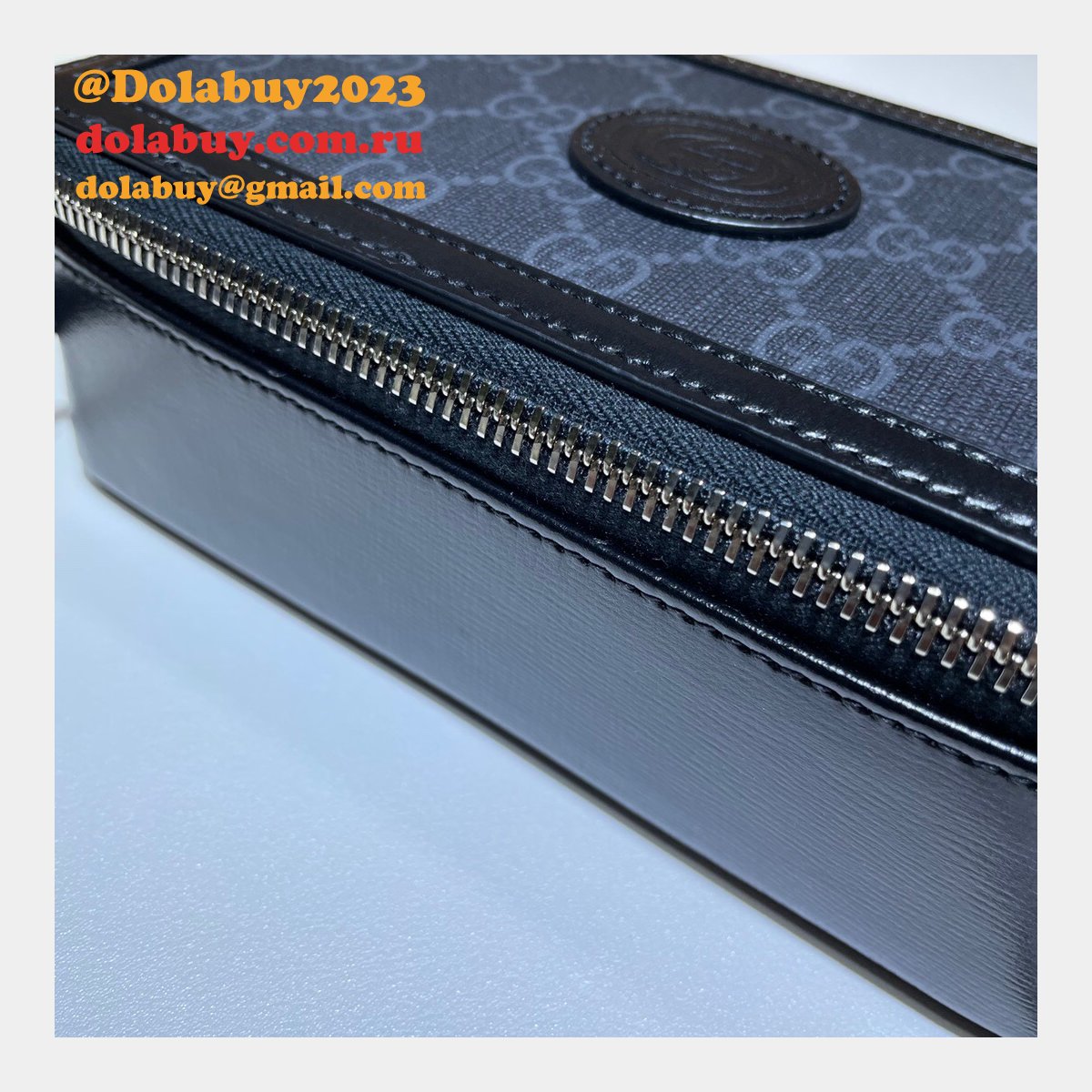 G*u*i luxury designer mini bag with interlocking g 671674 gg supreme