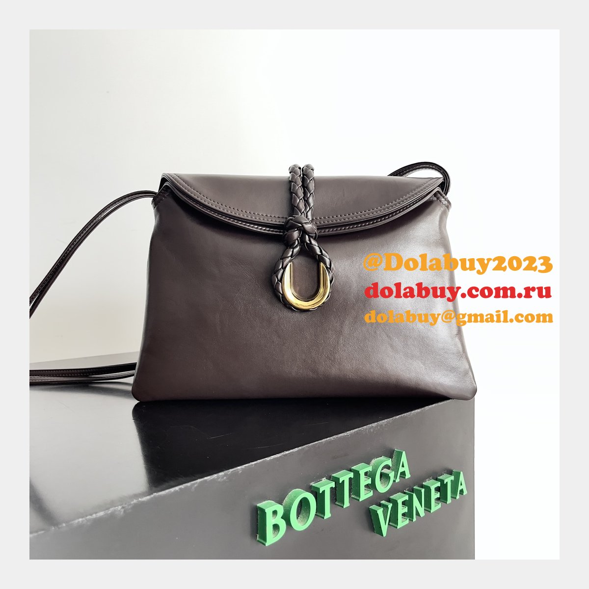 Best BOTTEGA VENETA Medium Liberta Replica Bag