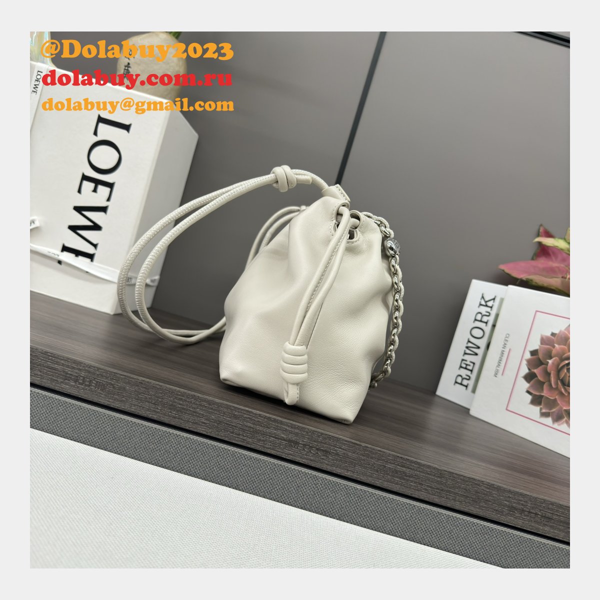 7 Star LOEWE Flamenco Knot shoulder bag