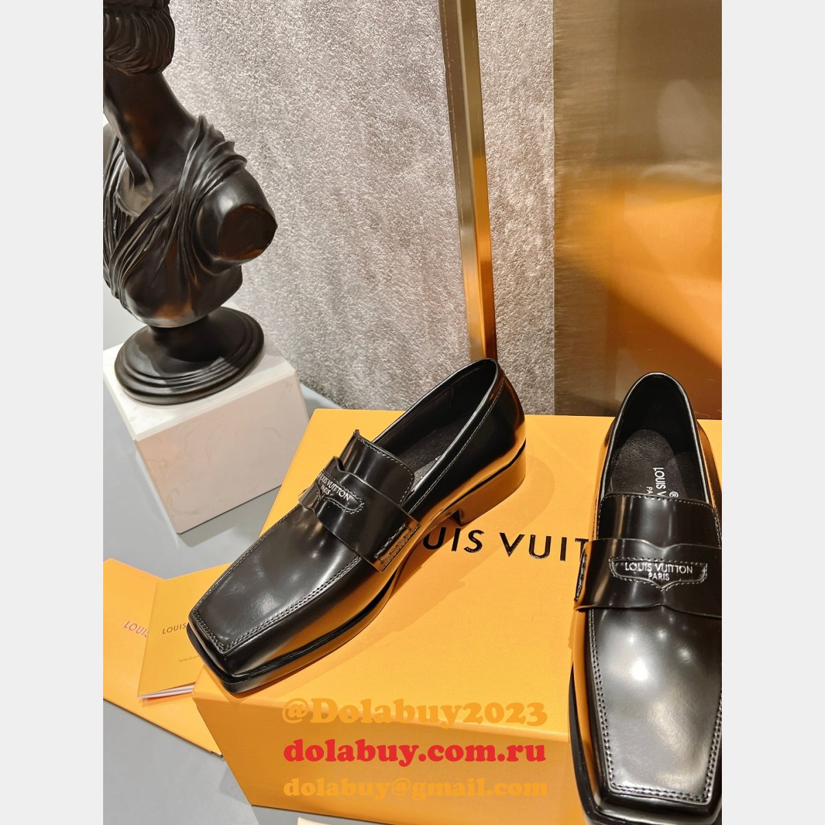 Get 1:1 High-Quality Reps Louis Vuitton Shoes at a Cheap Price