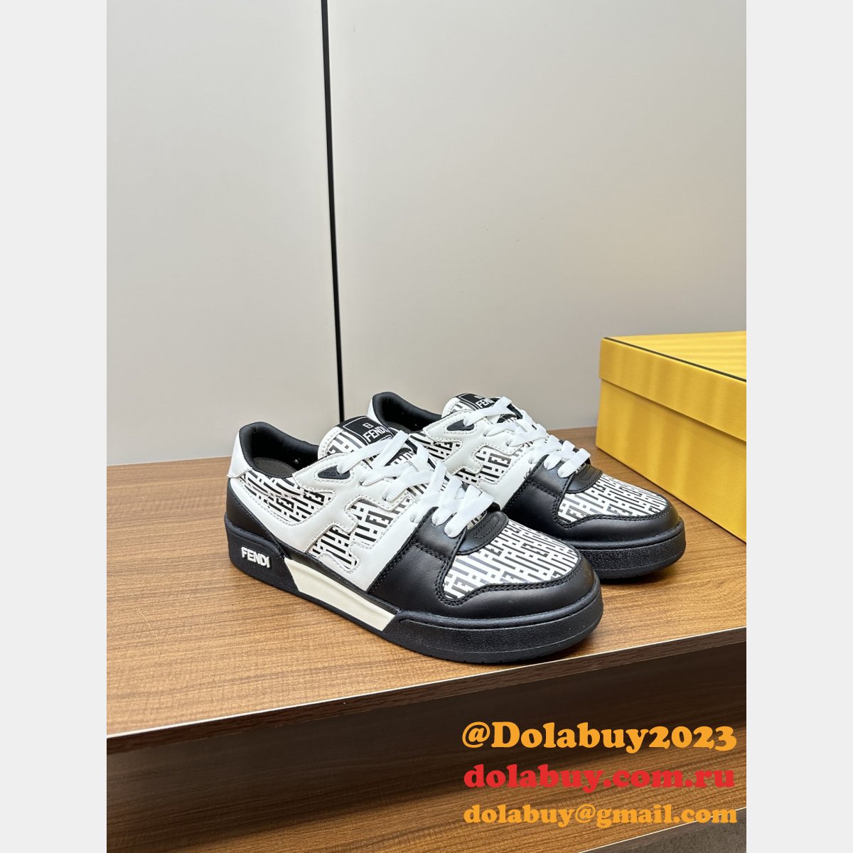 Fendi Match Low-Top Sneakers