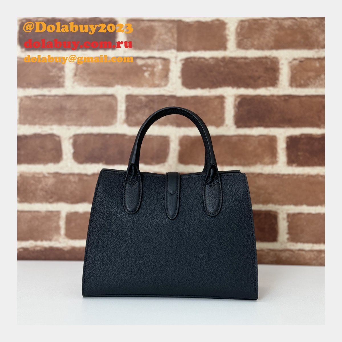 Gucci Mirror Replicas 795349 Small Tote Hook Closure Copy Bag