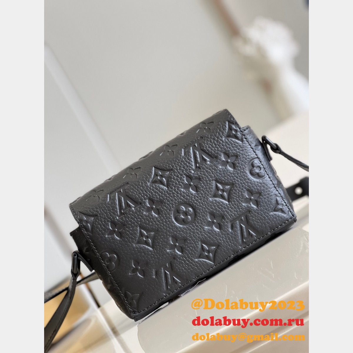 Buy Best Quality Replica Designer Louis Vuitton M81746 Bag