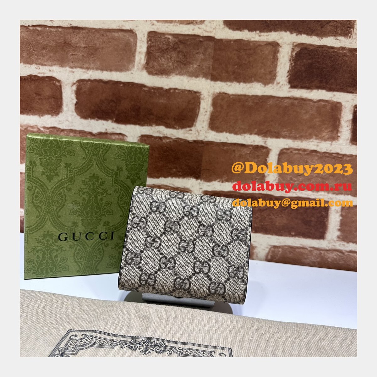 Perfect Petite GG Compact Wallet 760197 Gucci Replica 7 Star Bag