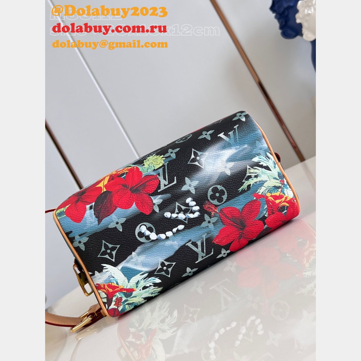 Locker Dopp Kit Louis Vuitton M83112 1:1 Mirror News Replicas Bag